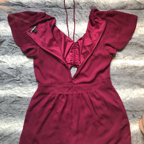Flutter Sleeve Cutout Front Romper w/ Pockets - Picture 7 of 7